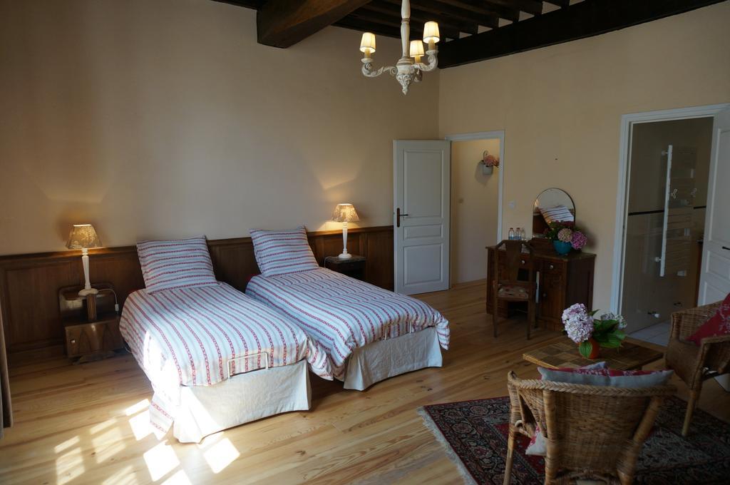 Maison Arriu Bed and Breakfast Montaut  Pokój zdjęcie